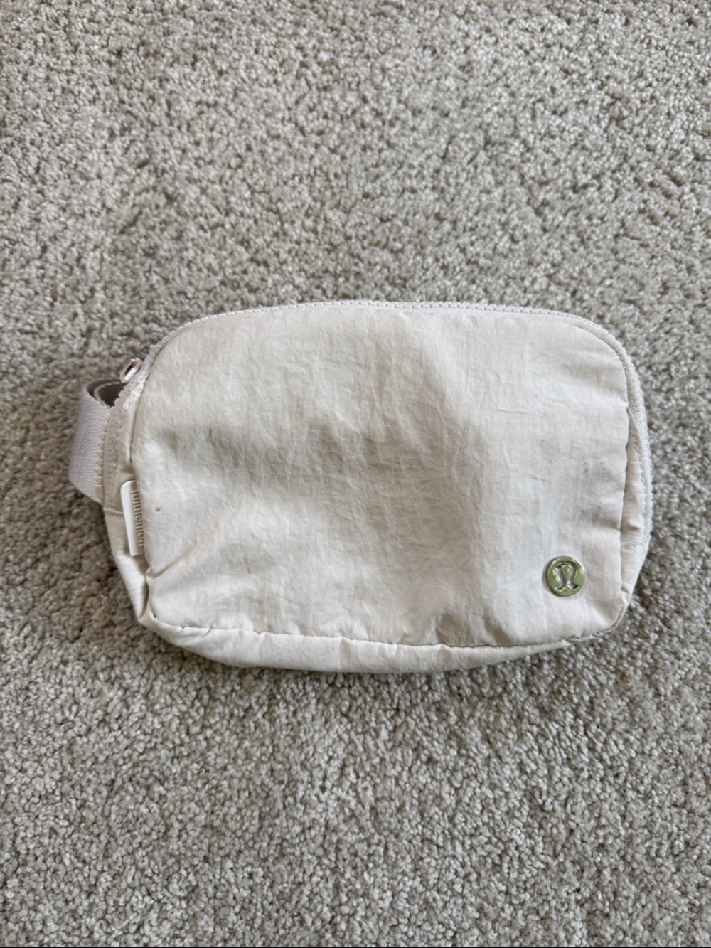 LULULEMON Ivory White Belt Bag